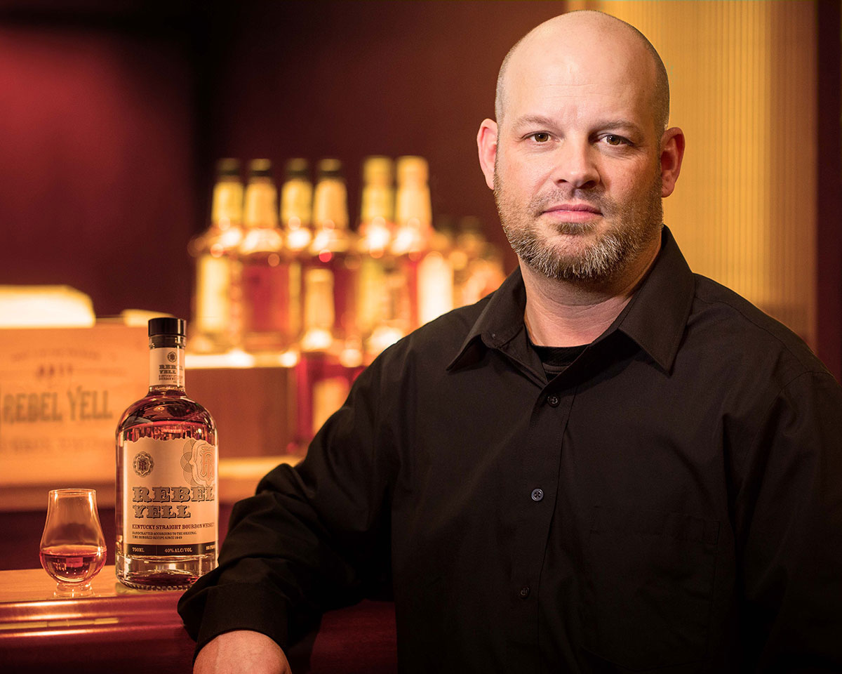 What Bourbon-Swilling Rebels Need to Know About Ice - Rebel Bourbon